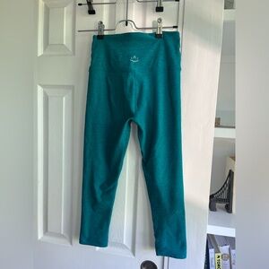 Cropped Beyond Yoga pants